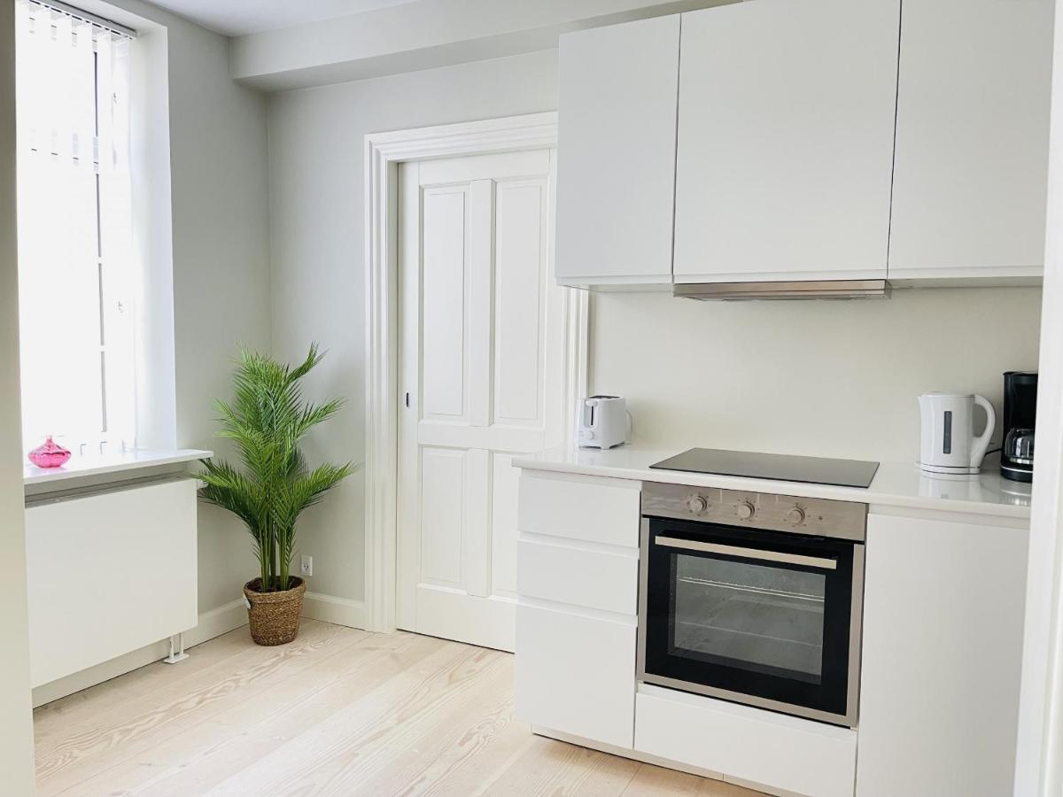 Aday - 2 Bedroom Apartment With Patio Aalborg Exterior photo